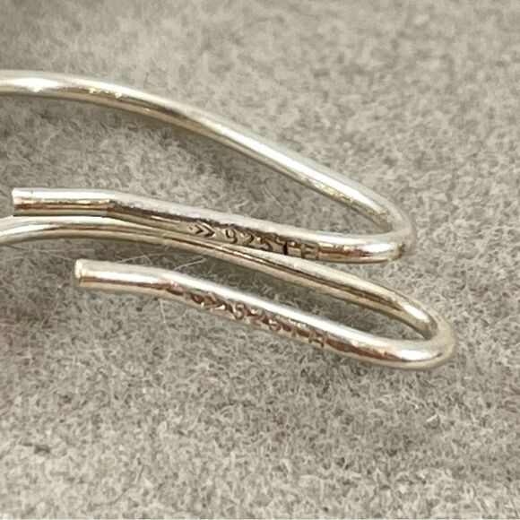 Silpada W299 Retired 925 Sterling Silver Triple Teardrop Free Falling Earrings - Picture 2 of 8